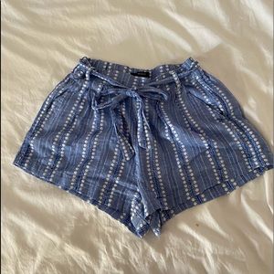 Forever 21 blue flowy short XS